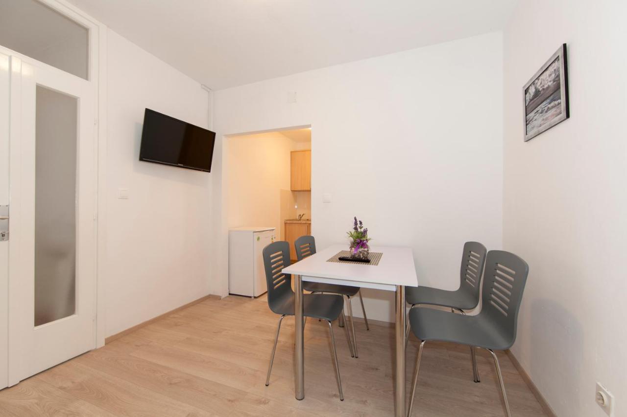 Apartmani Iva Tučepi المظهر الخارجي الصورة