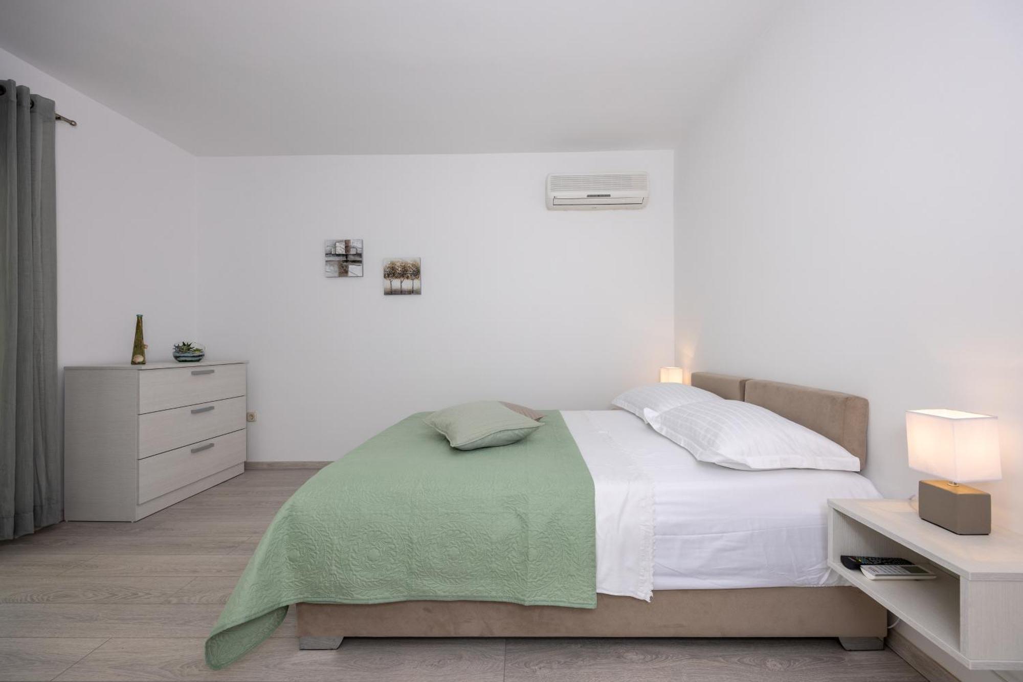 Apartmani Iva Tučepi المظهر الخارجي الصورة